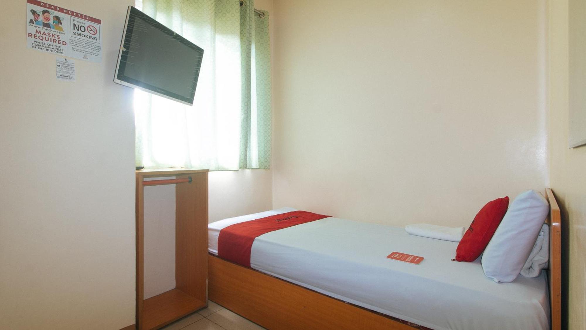 Reddoorz @ Asiana Pension Inn 만다웨 시 외부 사진