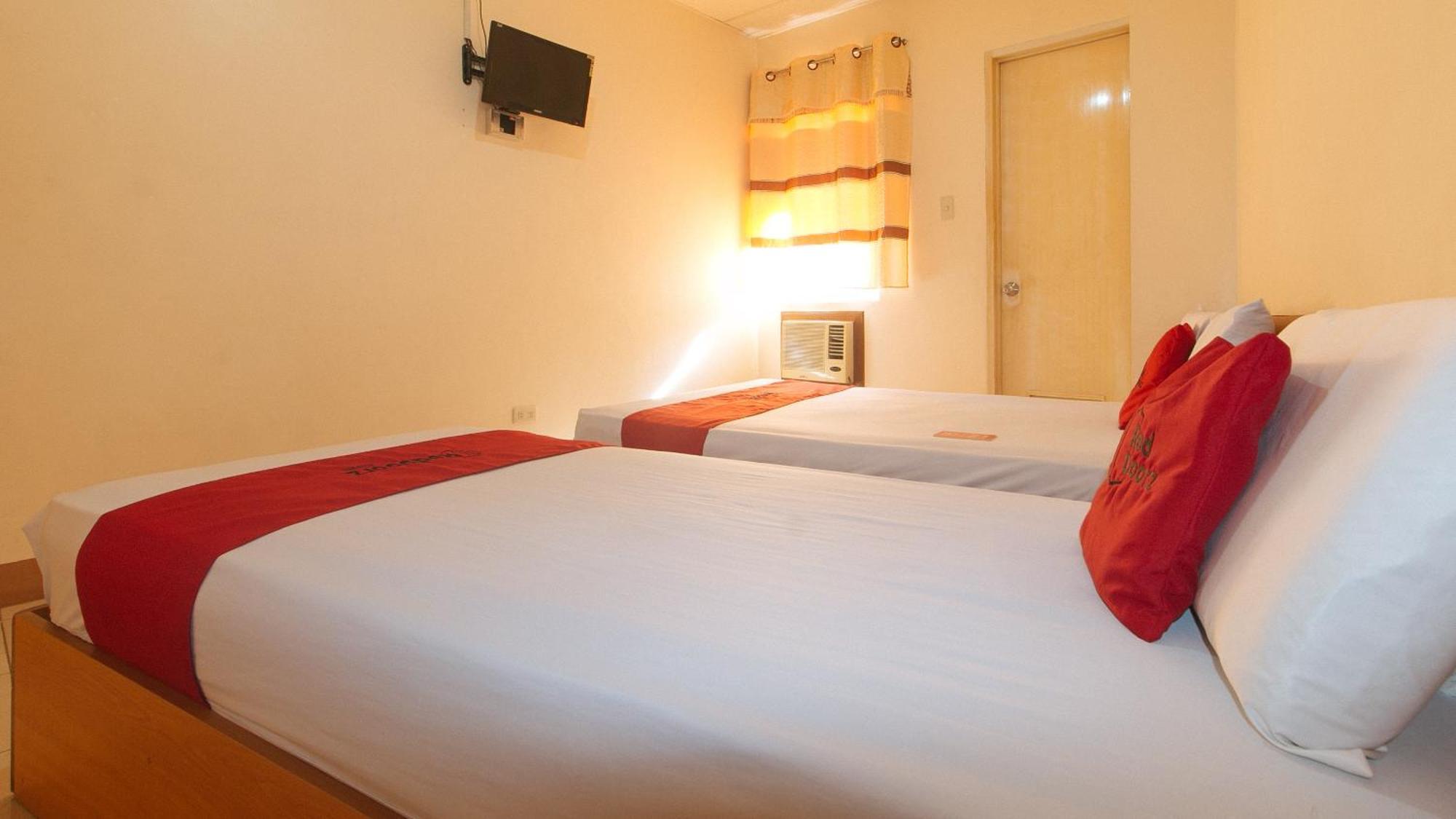 Reddoorz @ Asiana Pension Inn 만다웨 시 외부 사진